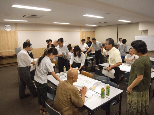 滋賀県「にっこり指標」、住民発の「豊かさ」を提案