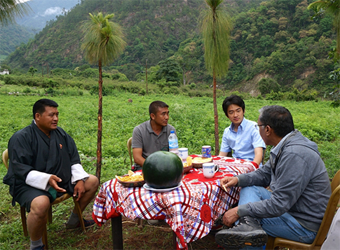 ブータン東部の農業プロジェクトの現場視察